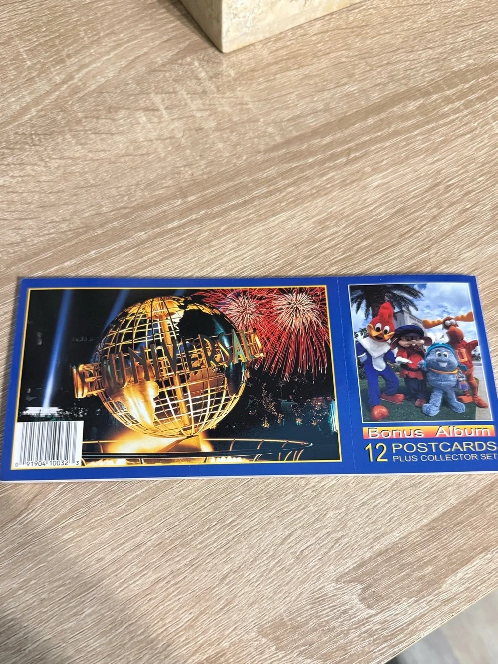 Vintage Universal Studios Florida Theme Park Postcard Collector Set Souvenir
